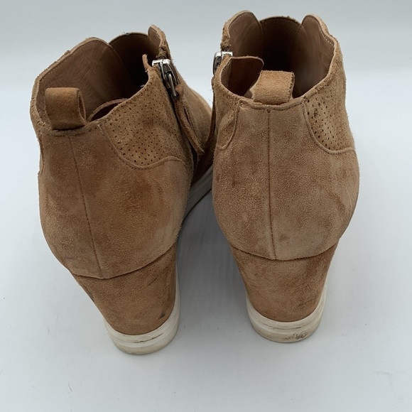 Linea Paolo ankle boots / booties Size 9.5M light wear a few marks by heels - Picture 2 of 10